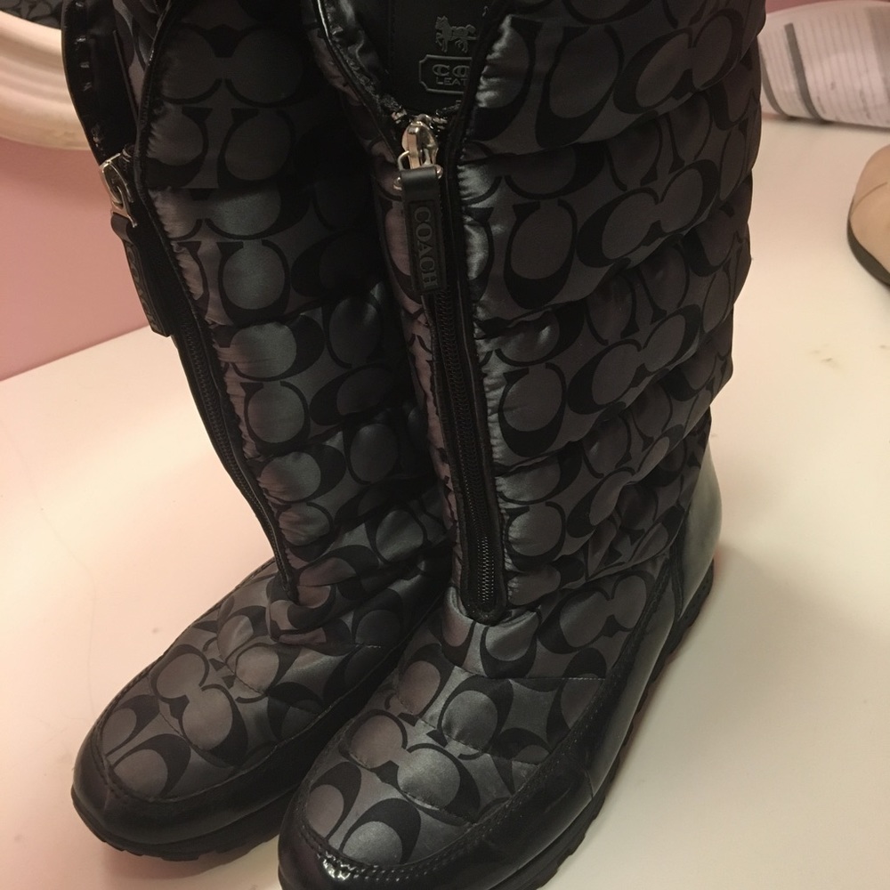 Coach winter boots